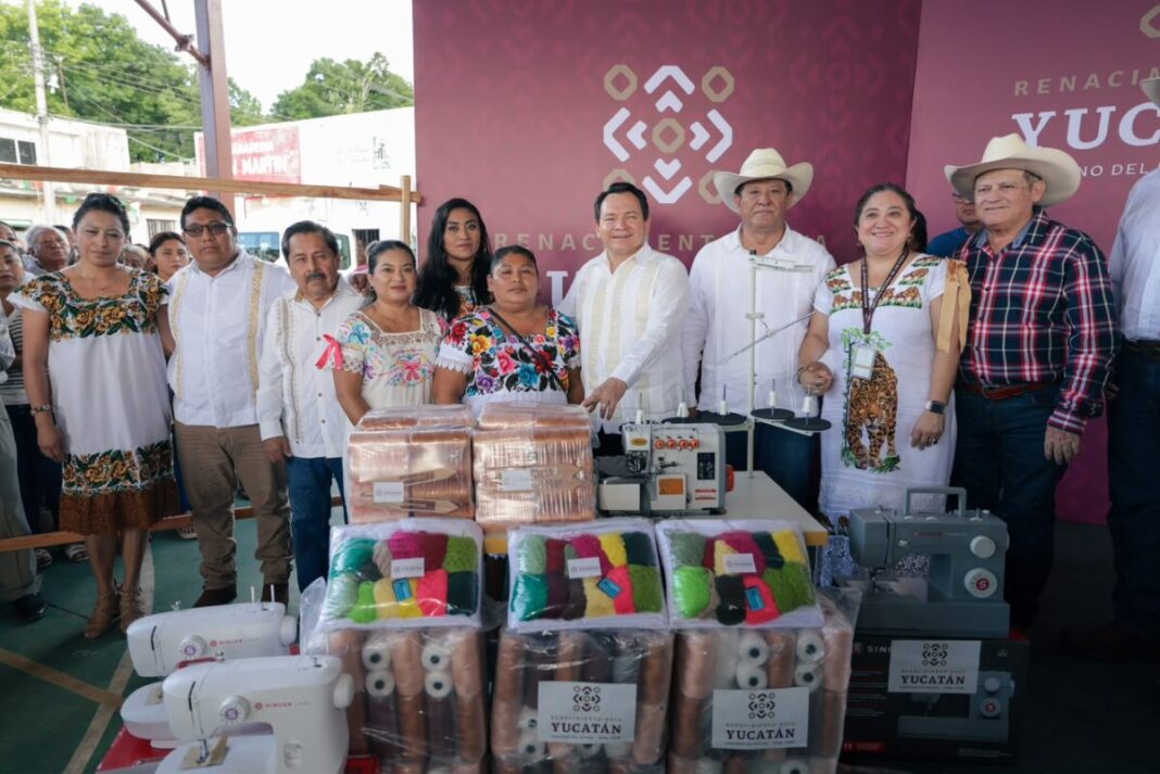 ¡Mujeres del campo reciben impulso! Joaquín Díaz Mena entrega 1,076 apoyos para emprender en Yucatán