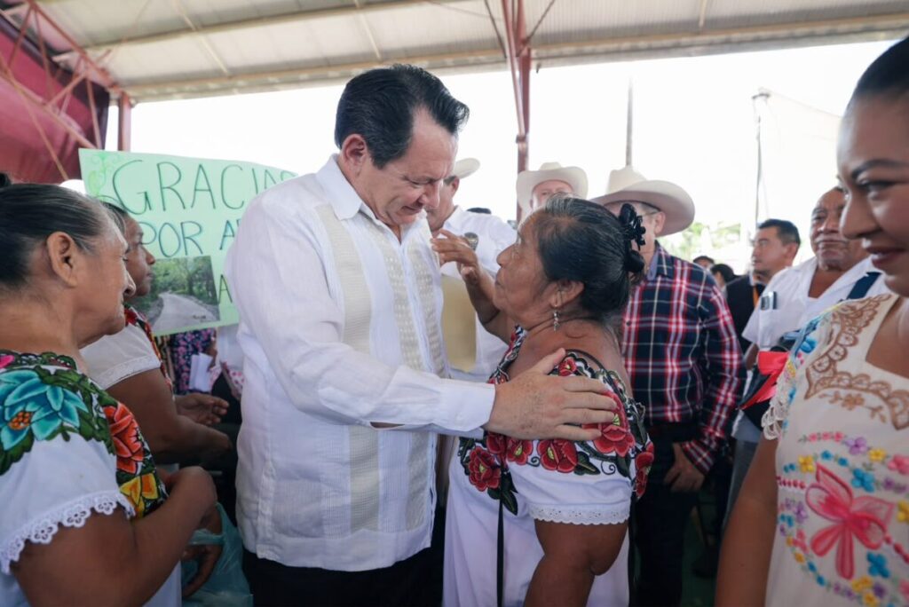 ¡Mujeres del campo reciben impulso! Joaquín Díaz Mena entrega 1,076 apoyos para emprender en Yucatán