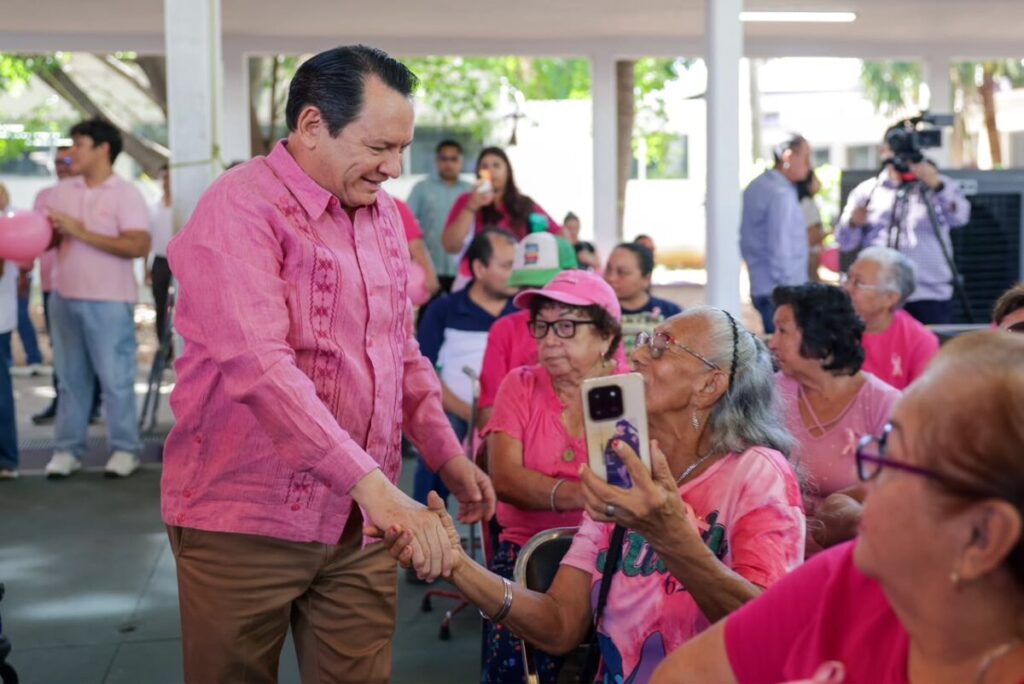 María de los Ángeles venció el cáncer de mama y sabe lo que cuesta recuperarse: el DIF abre el primer Cuarto Rosa de Yucatán para rehabilitar a mujeres después del tratamiento