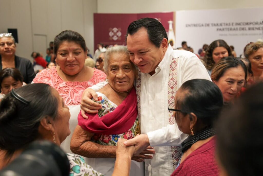 Renacimiento Maya: Miriam Esther lleva 10 años recibiendo bebés en Tzucacab; hoy el Gobierno la reconoce: 313 parteras tradicionales de 58 municipios recibirán 3 mil pesos cada bimestre / Renacimiento Maya